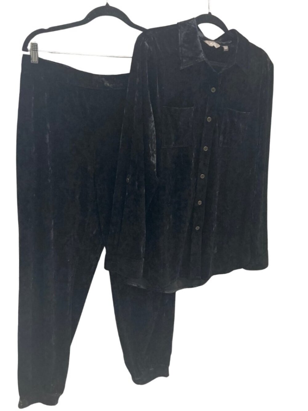 MOTTO Velour black pajama set long sleeves button front cuffed legs Size XL